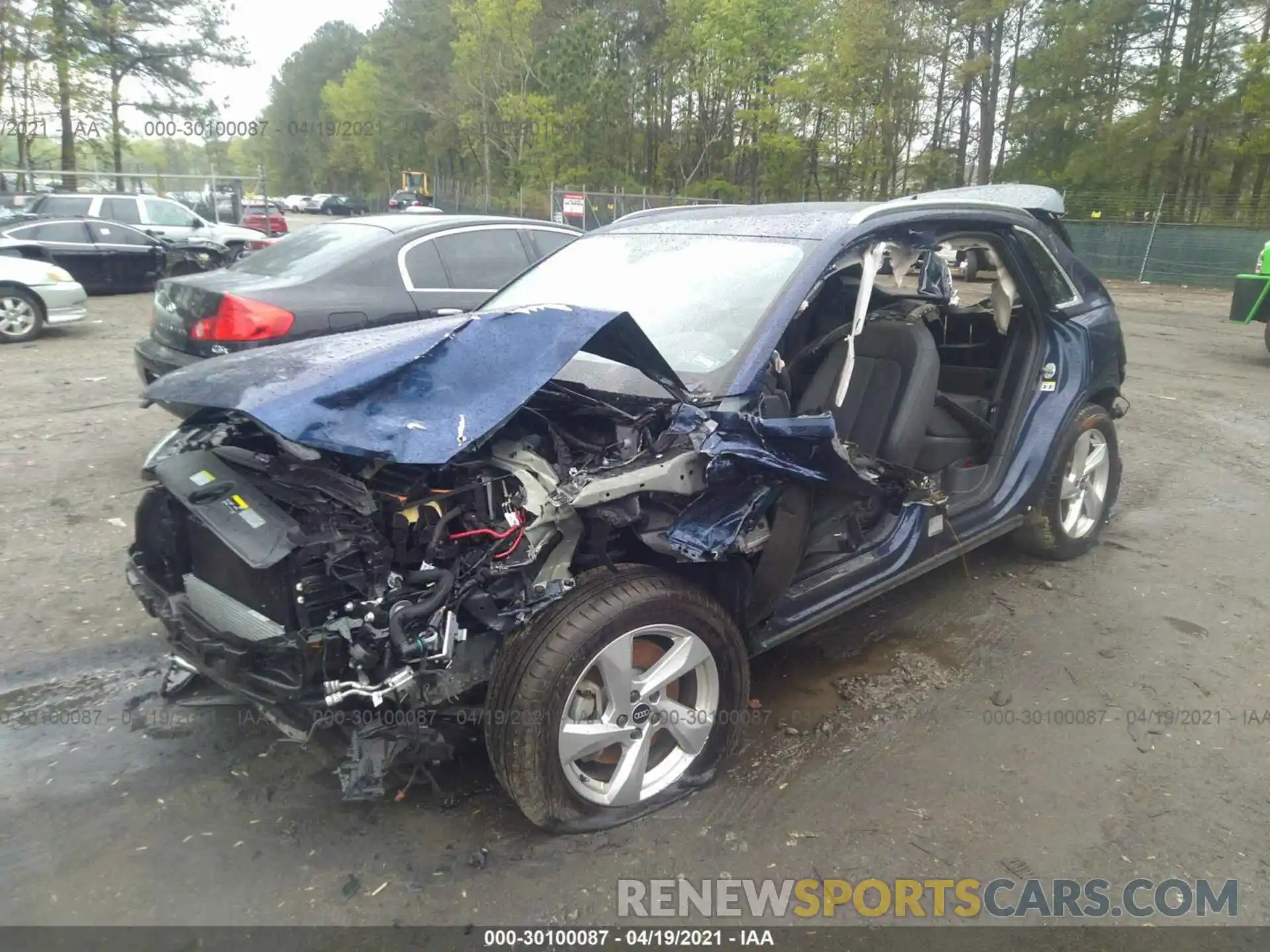 2 Photograph of a damaged car WA1AUCF32M1067298 AUDI Q3 2021