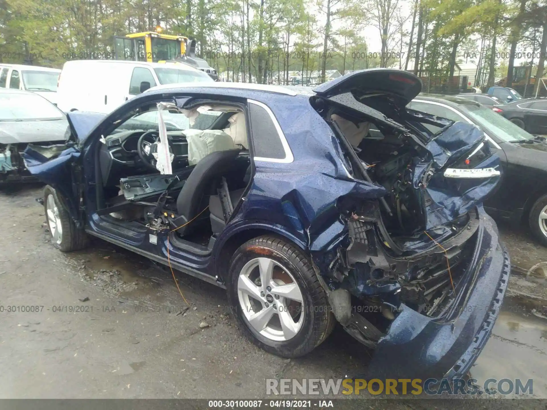 3 Photograph of a damaged car WA1AUCF32M1067298 AUDI Q3 2021