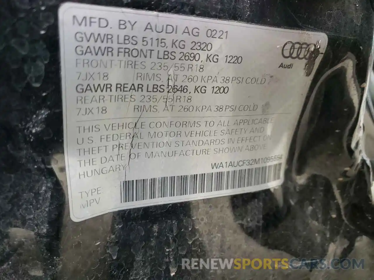 10 Photograph of a damaged car WA1AUCF32M1095554 AUDI Q3 2021