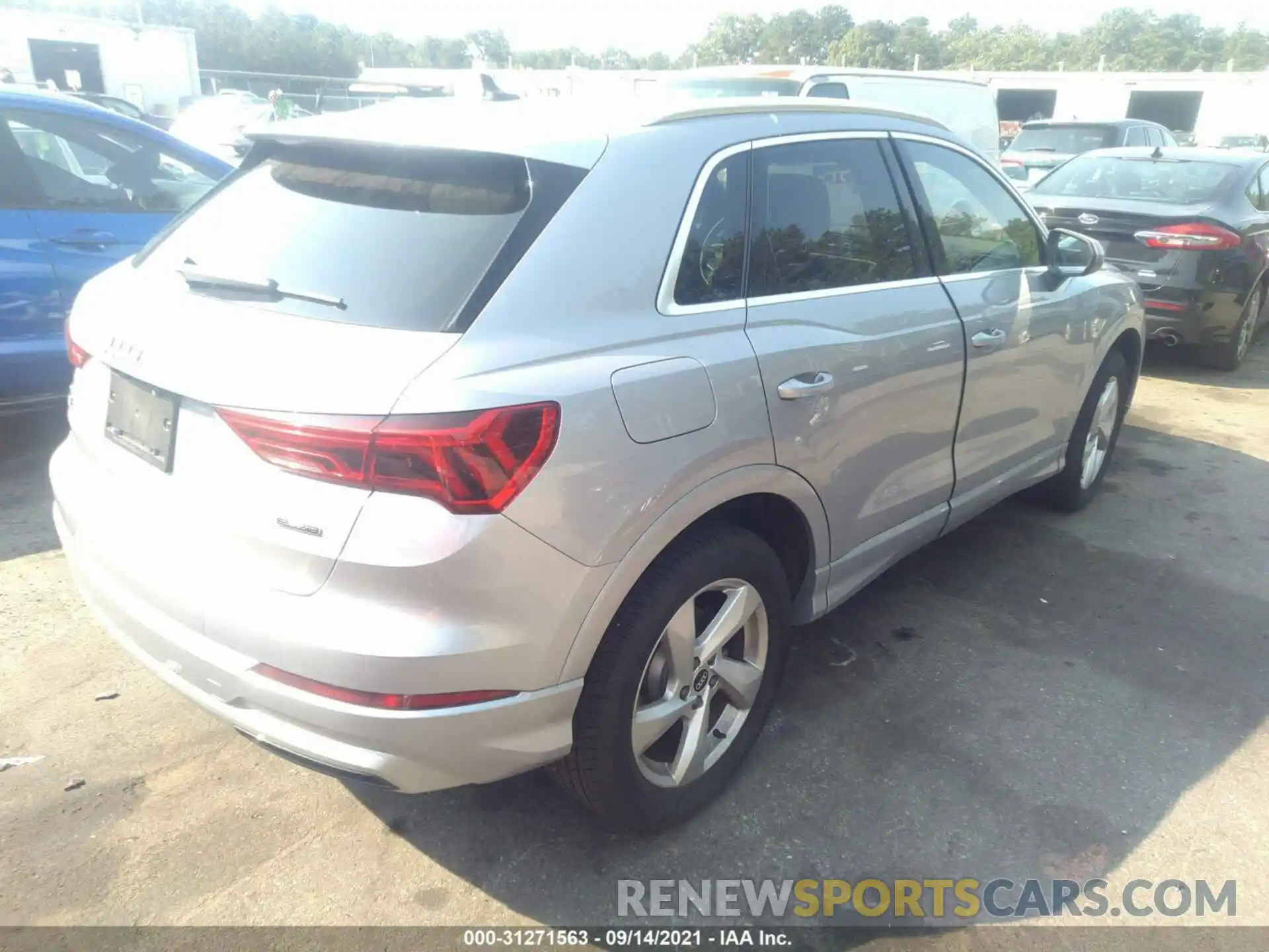 4 Фотография поврежденного автомобиля WA1AUCF32M1125832 AUDI Q3 2021