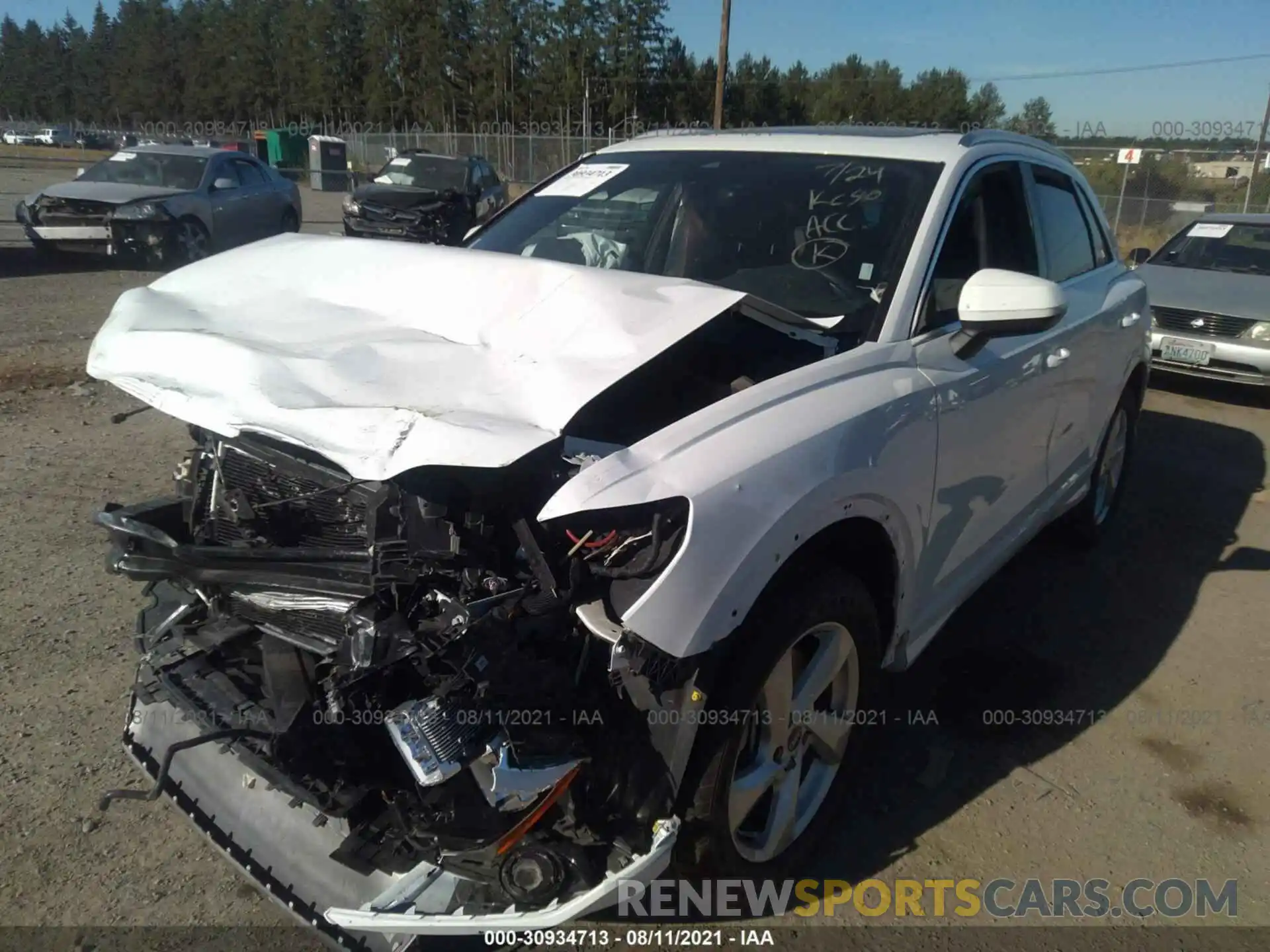 2 Photograph of a damaged car WA1AUCF33M1061445 AUDI Q3 2021