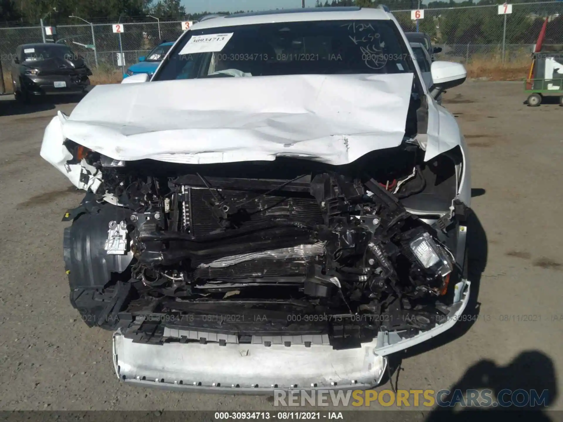 6 Photograph of a damaged car WA1AUCF33M1061445 AUDI Q3 2021