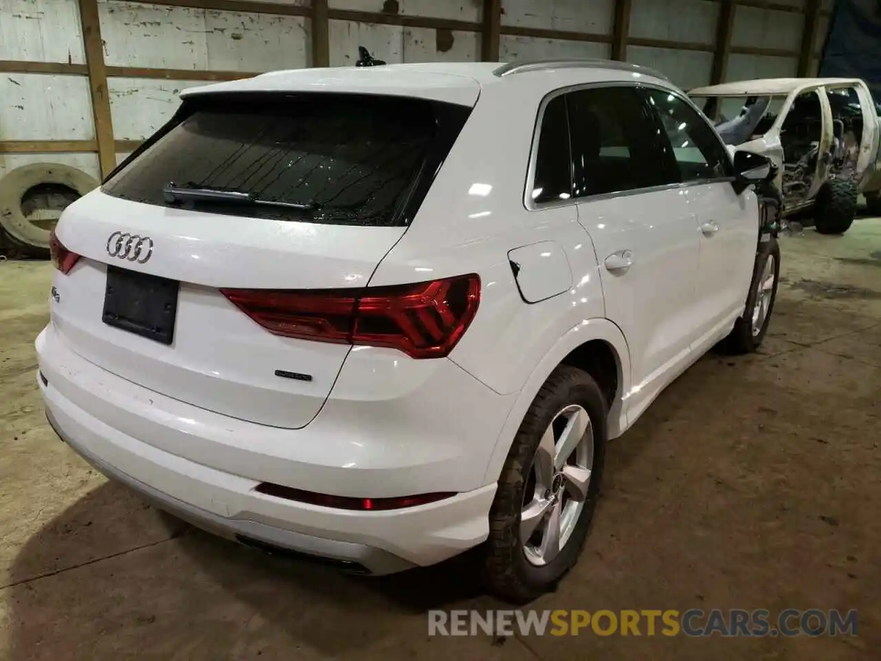 4 Фотография поврежденного автомобиля WA1AUCF33M1066323 AUDI Q3 2021