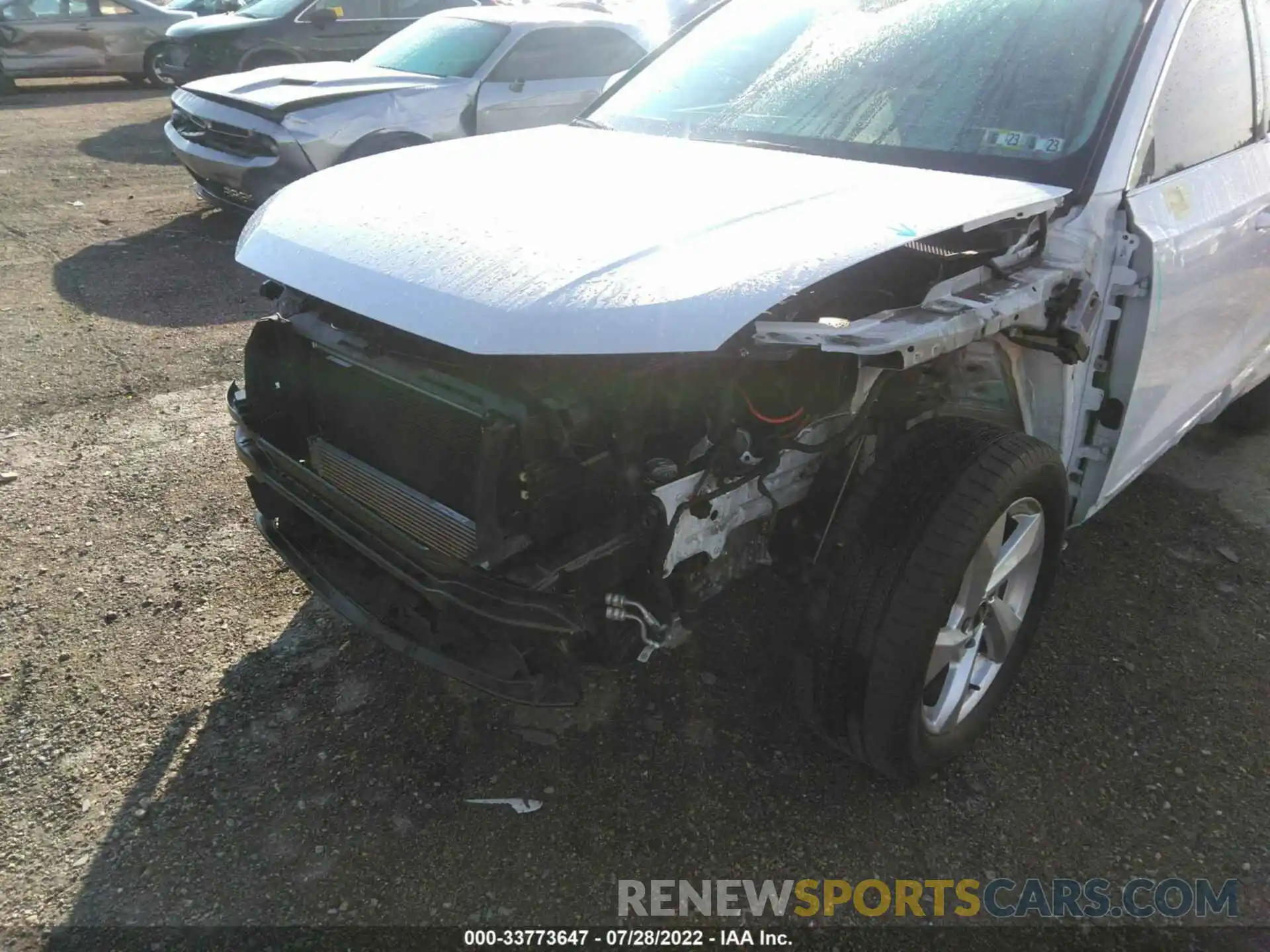 6 Photograph of a damaged car WA1AUCF33M1077080 AUDI Q3 2021