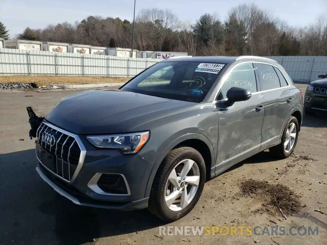 2 Photograph of a damaged car WA1AUCF33M1132921 AUDI Q3 2021