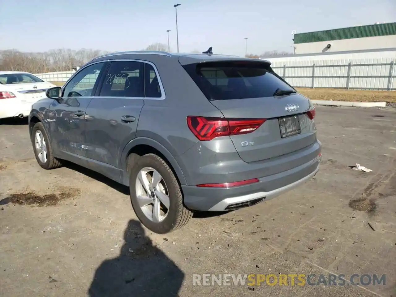 3 Photograph of a damaged car WA1AUCF33M1132921 AUDI Q3 2021