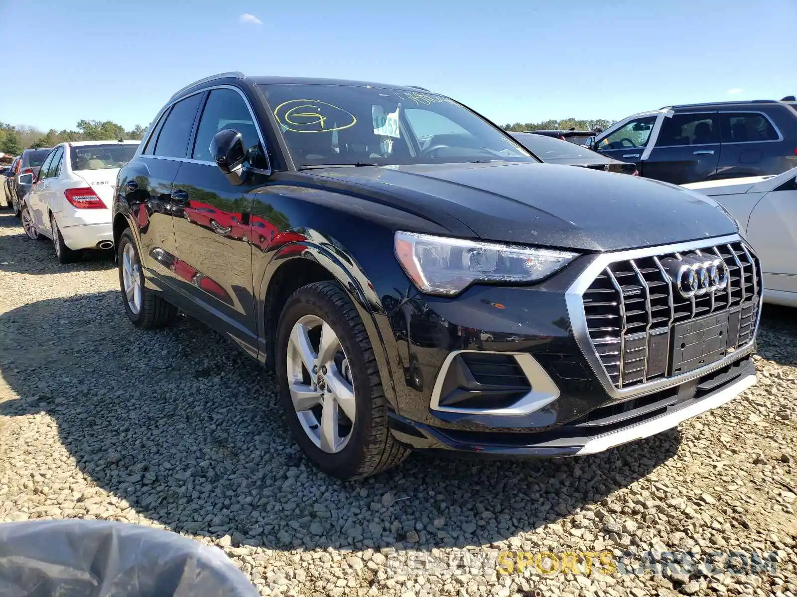 1 Photograph of a damaged car WA1AUCF34M1069019 AUDI Q3 2021