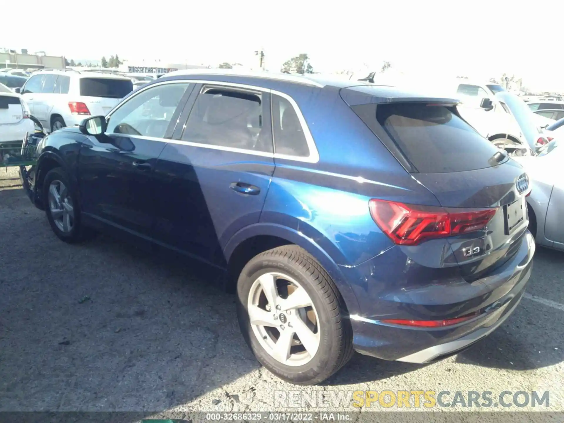 3 Photograph of a damaged car WA1AUCF34M1069943 AUDI Q3 2021