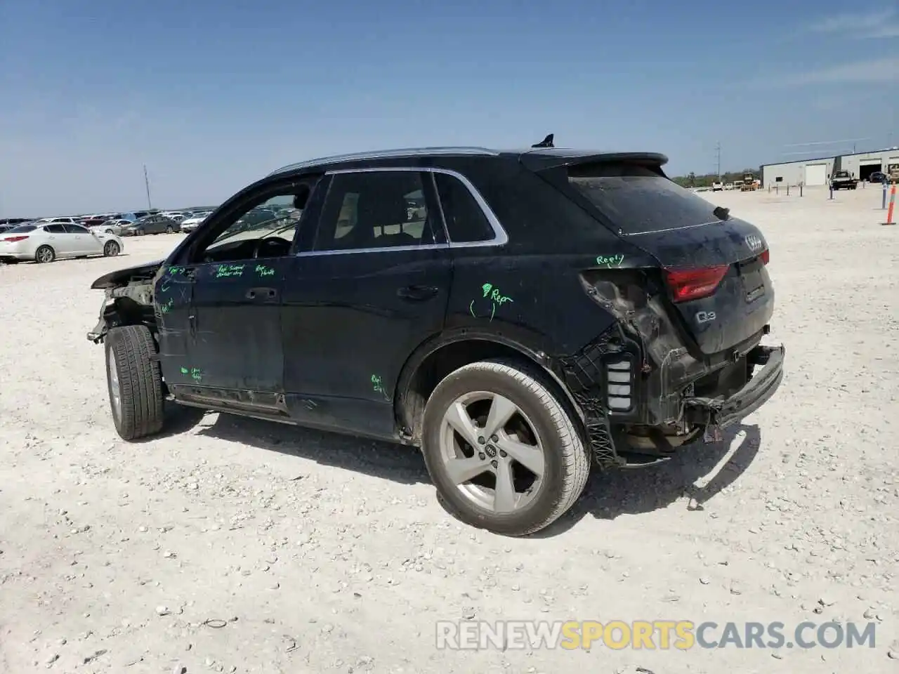 2 Photograph of a damaged car WA1AUCF34M1077153 AUDI Q3 2021