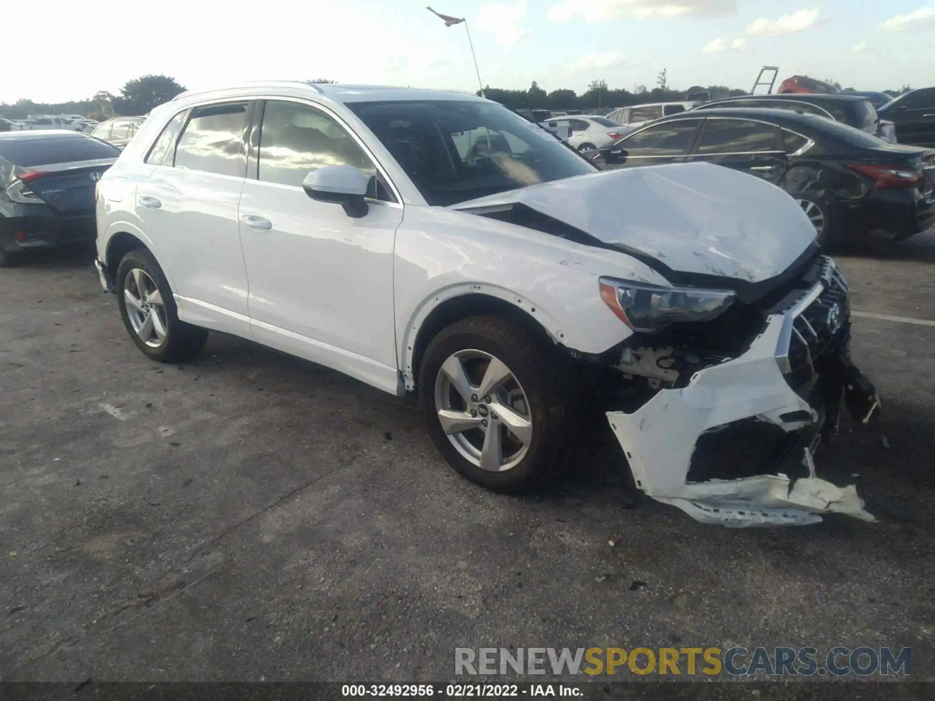 1 Photograph of a damaged car WA1AUCF34M1100351 AUDI Q3 2021