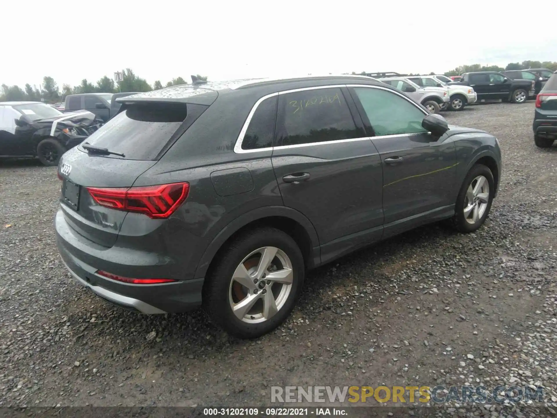 4 Фотография поврежденного автомобиля WA1AUCF34M1108837 AUDI Q3 2021