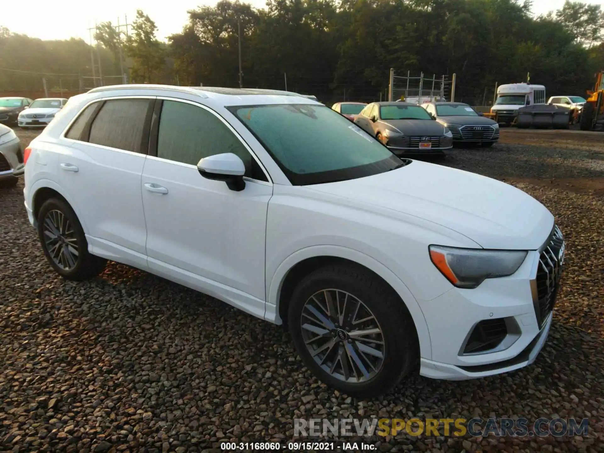 1 Photograph of a damaged car WA1AUCF34M1120907 AUDI Q3 2021