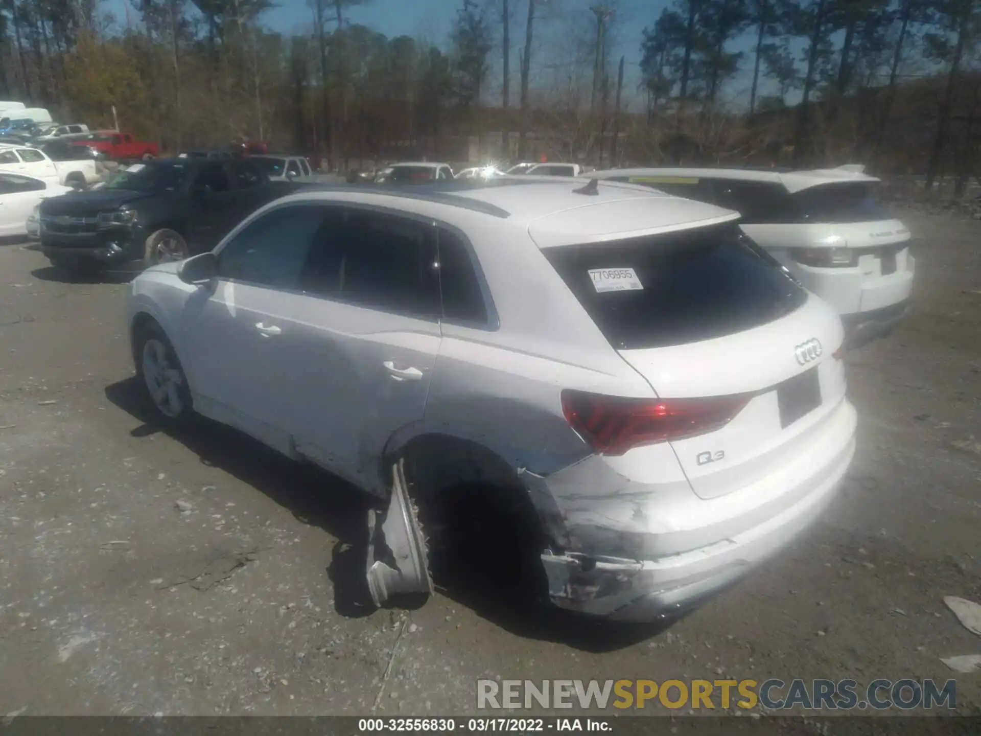 3 Photograph of a damaged car WA1AUCF35M1063178 AUDI Q3 2021