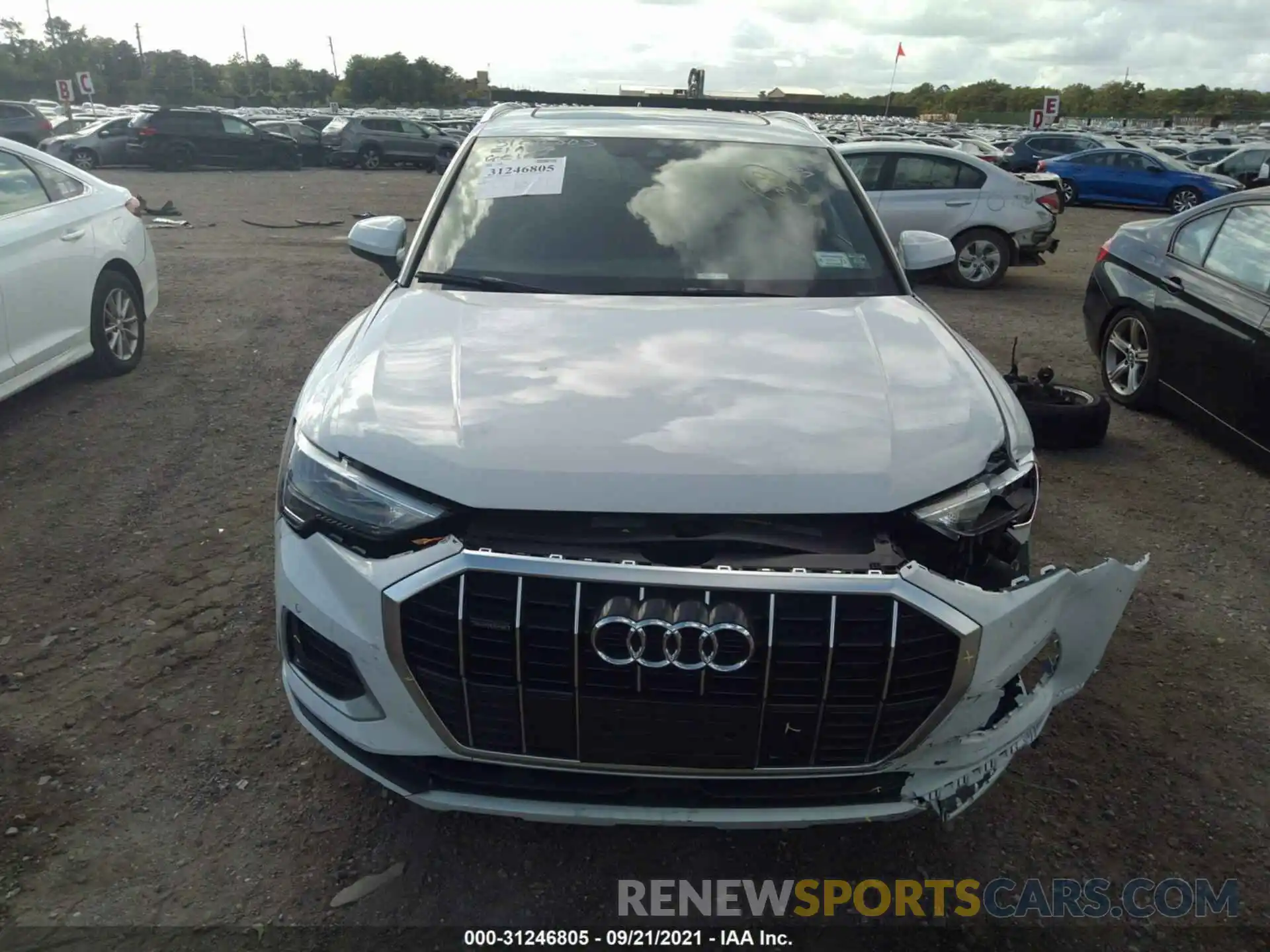 6 Photograph of a damaged car WA1AUCF35M1110757 AUDI Q3 2021