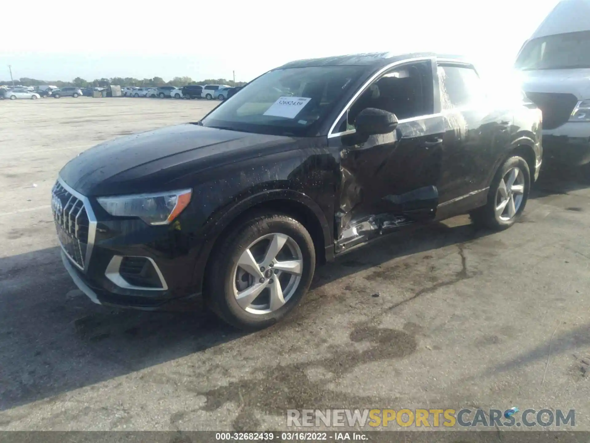 2 Photograph of a damaged car WA1AUCF36M1062251 AUDI Q3 2021