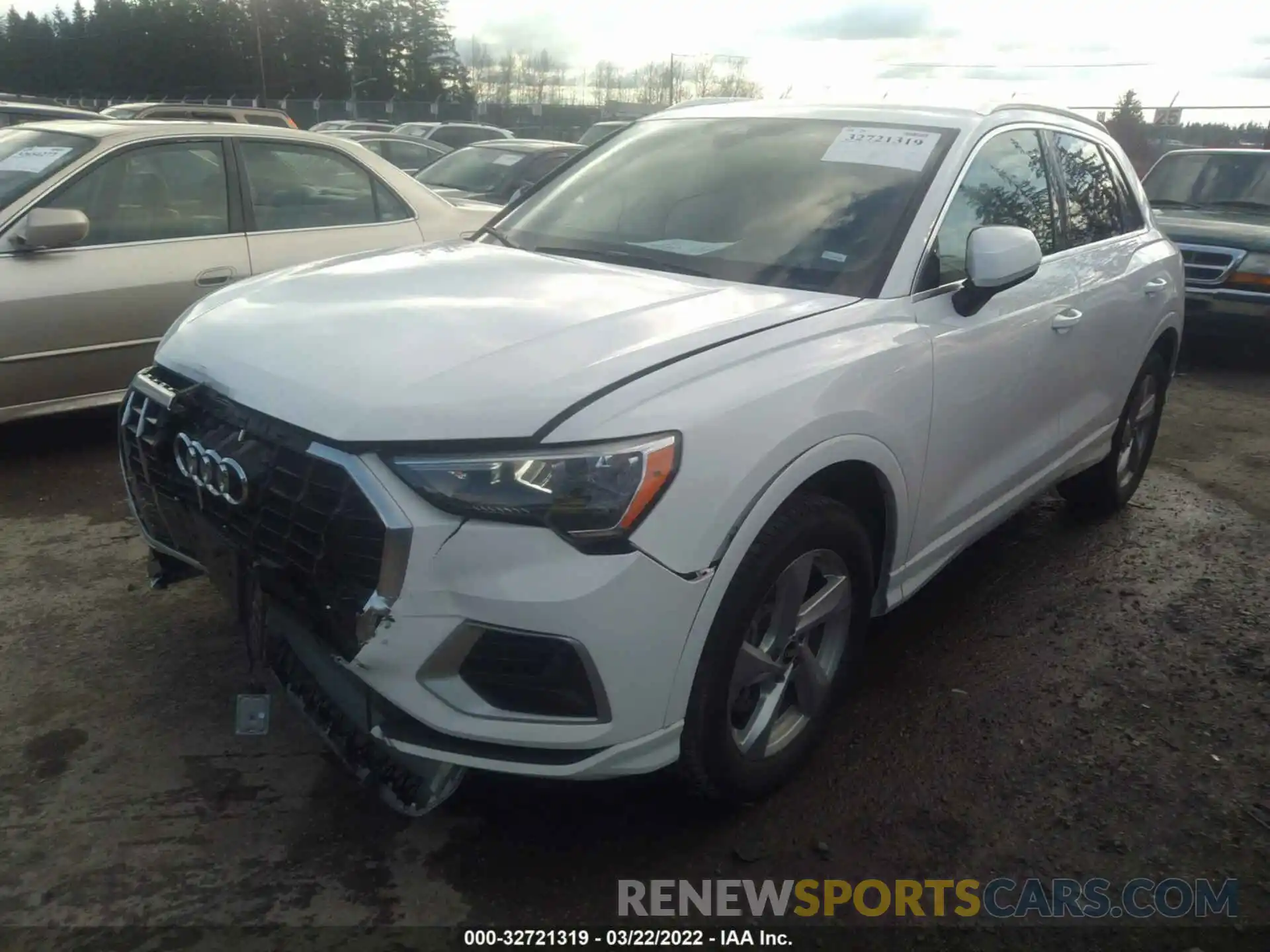 2 Photograph of a damaged car WA1AUCF36M1096089 AUDI Q3 2021