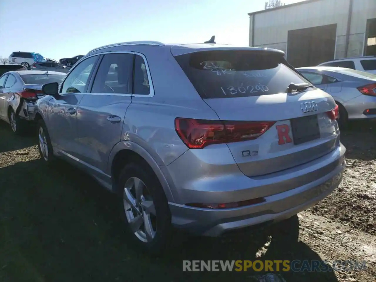 3 Photograph of a damaged car WA1AUCF36M1130290 AUDI Q3 2021