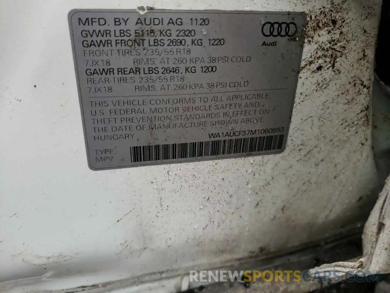 10 Photograph of a damaged car WA1AUCF37M1060993 AUDI Q3 2021