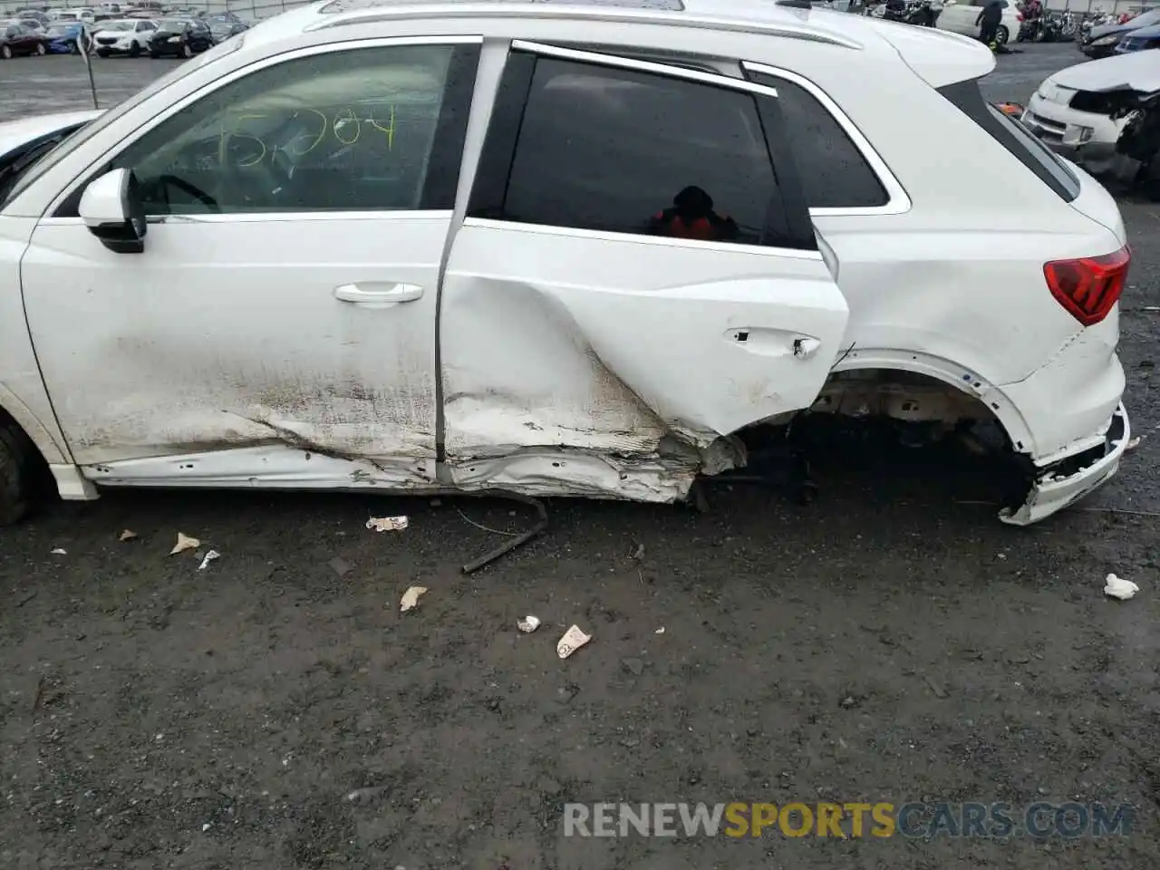 9 Photograph of a damaged car WA1AUCF37M1060993 AUDI Q3 2021