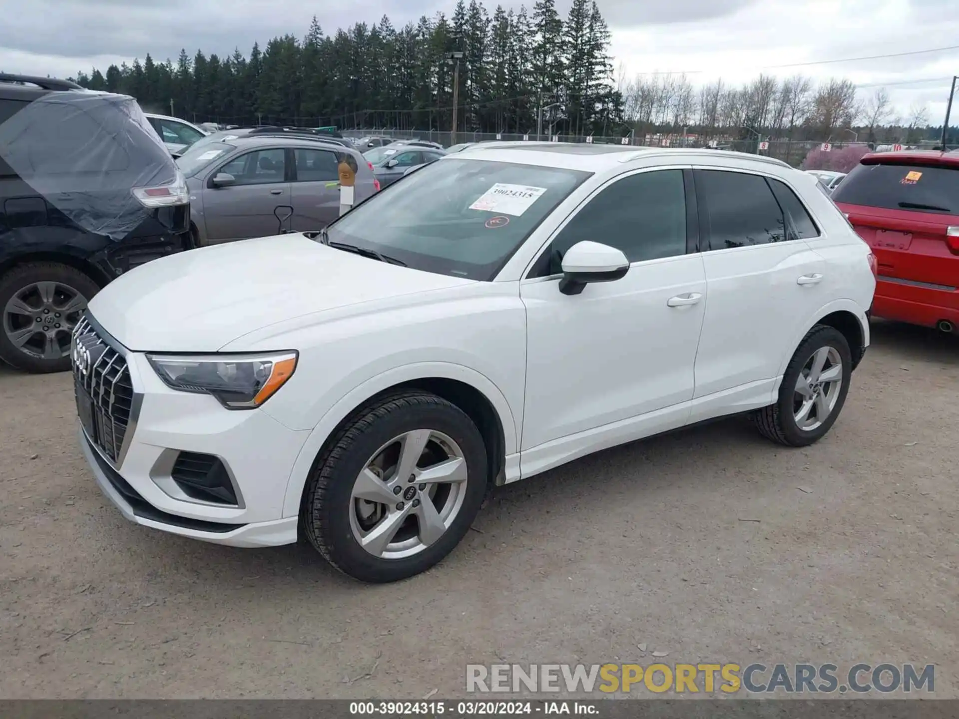 2 Photograph of a damaged car WA1AUCF37M1095260 AUDI Q3 2021