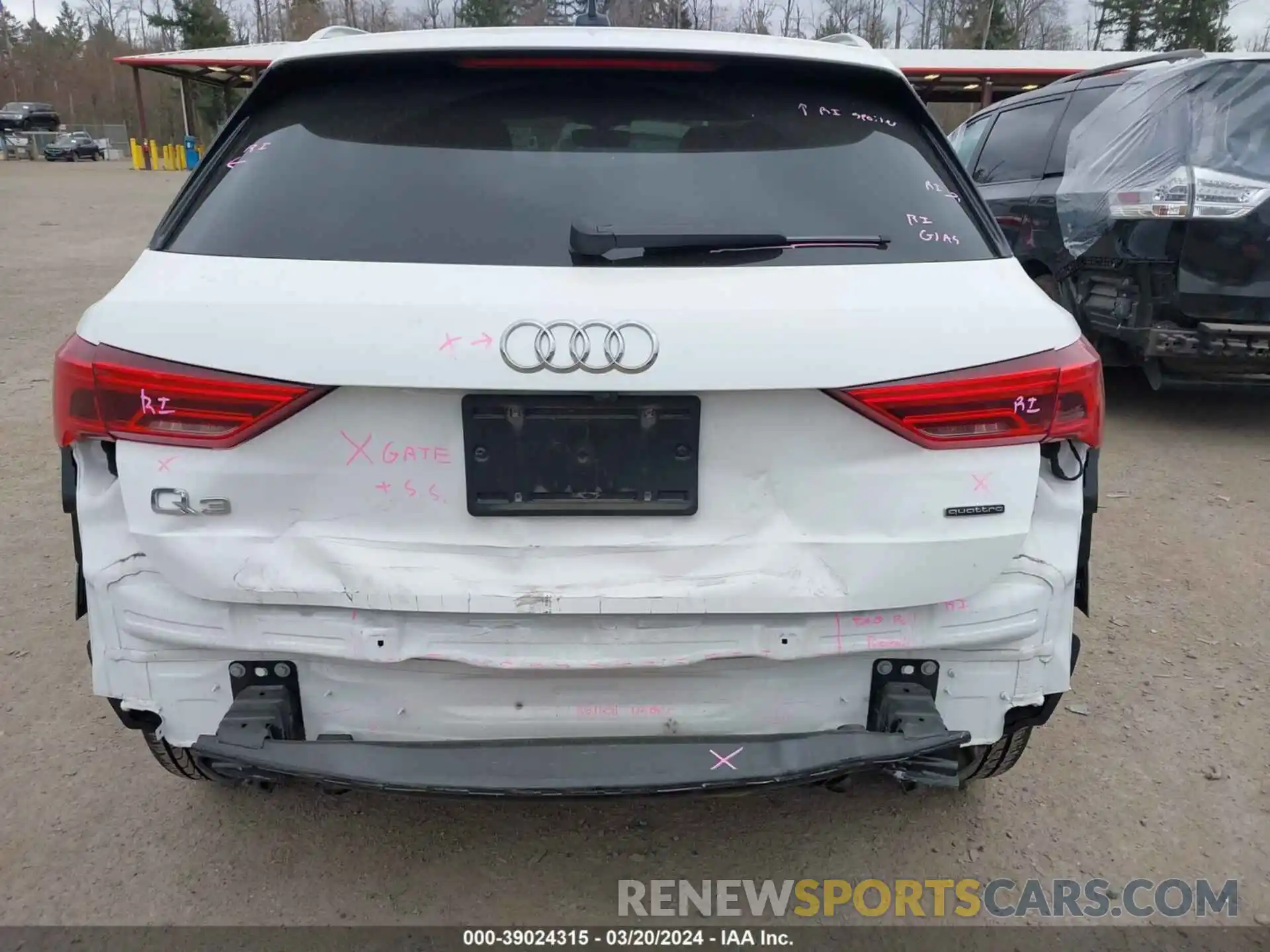 6 Photograph of a damaged car WA1AUCF37M1095260 AUDI Q3 2021