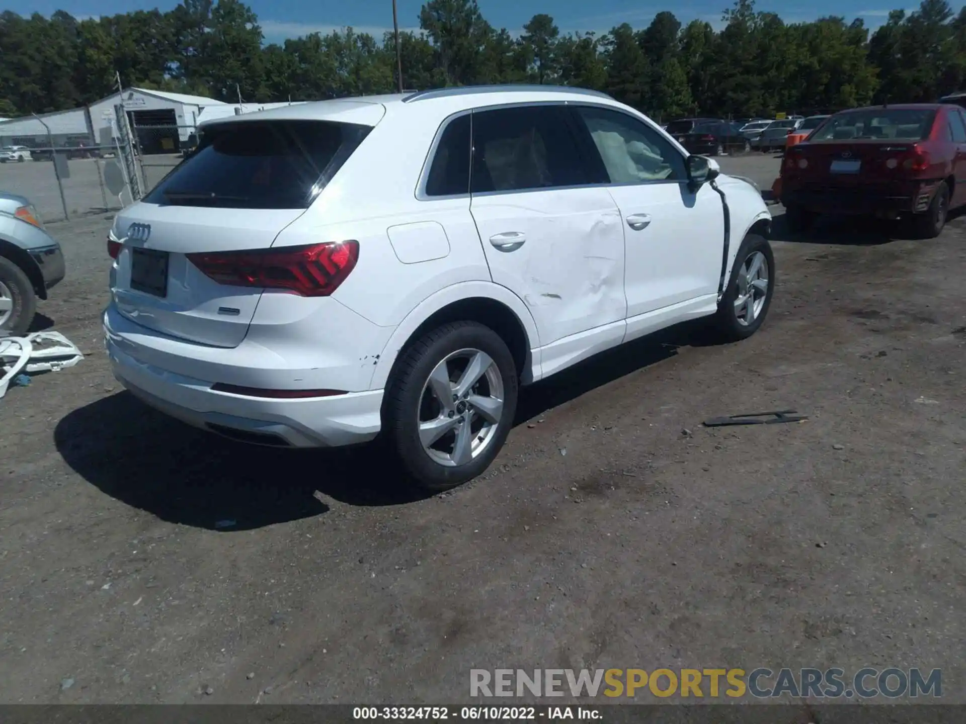 4 Фотография поврежденного автомобиля WA1AUCF38M1064289 AUDI Q3 2021