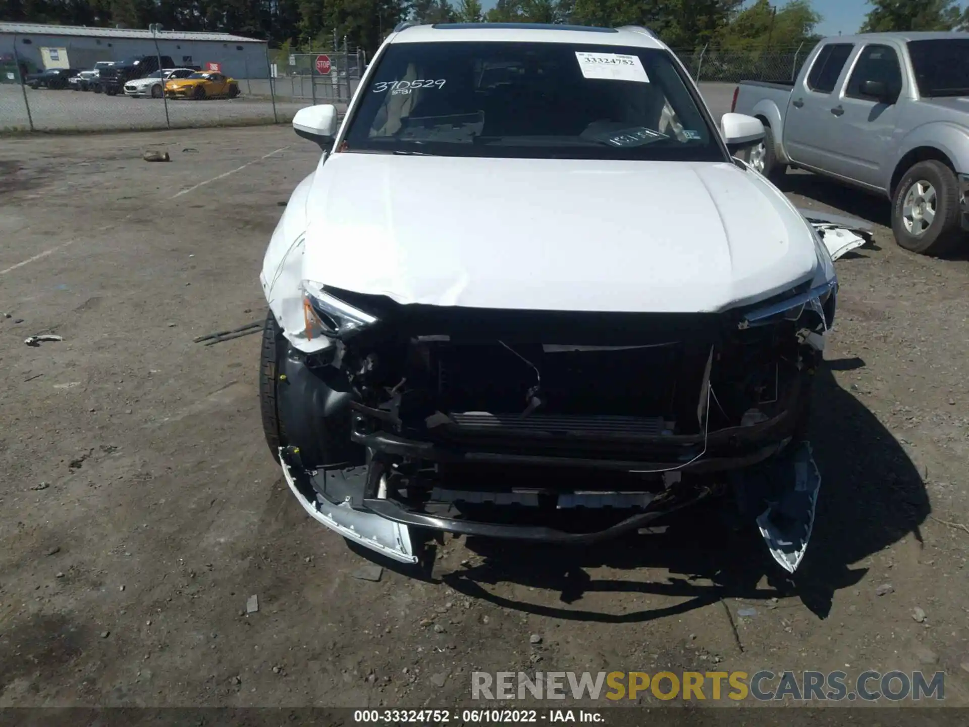 6 Photograph of a damaged car WA1AUCF38M1064289 AUDI Q3 2021