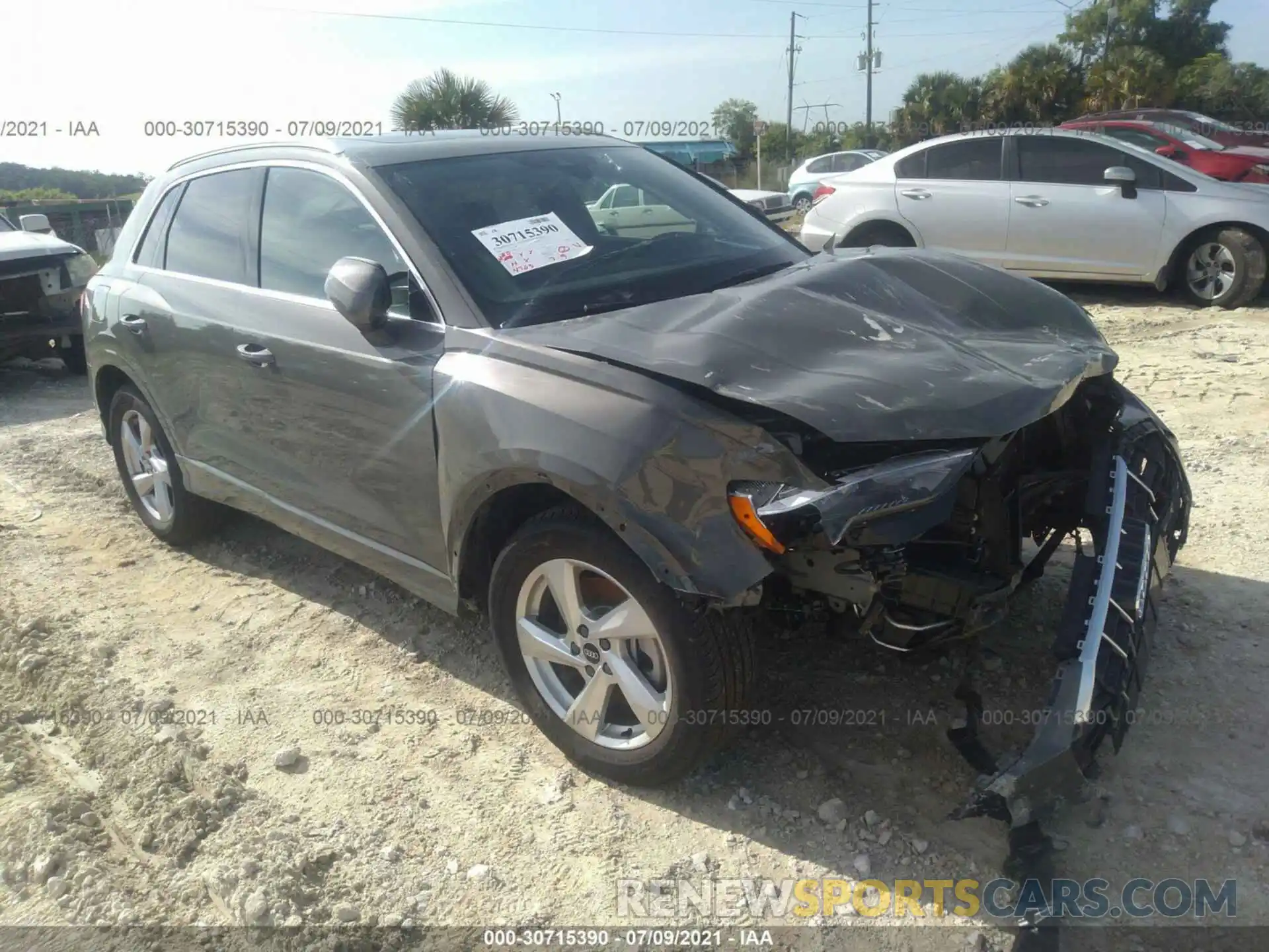 1 Photograph of a damaged car WA1AUCF38M1065796 AUDI Q3 2021