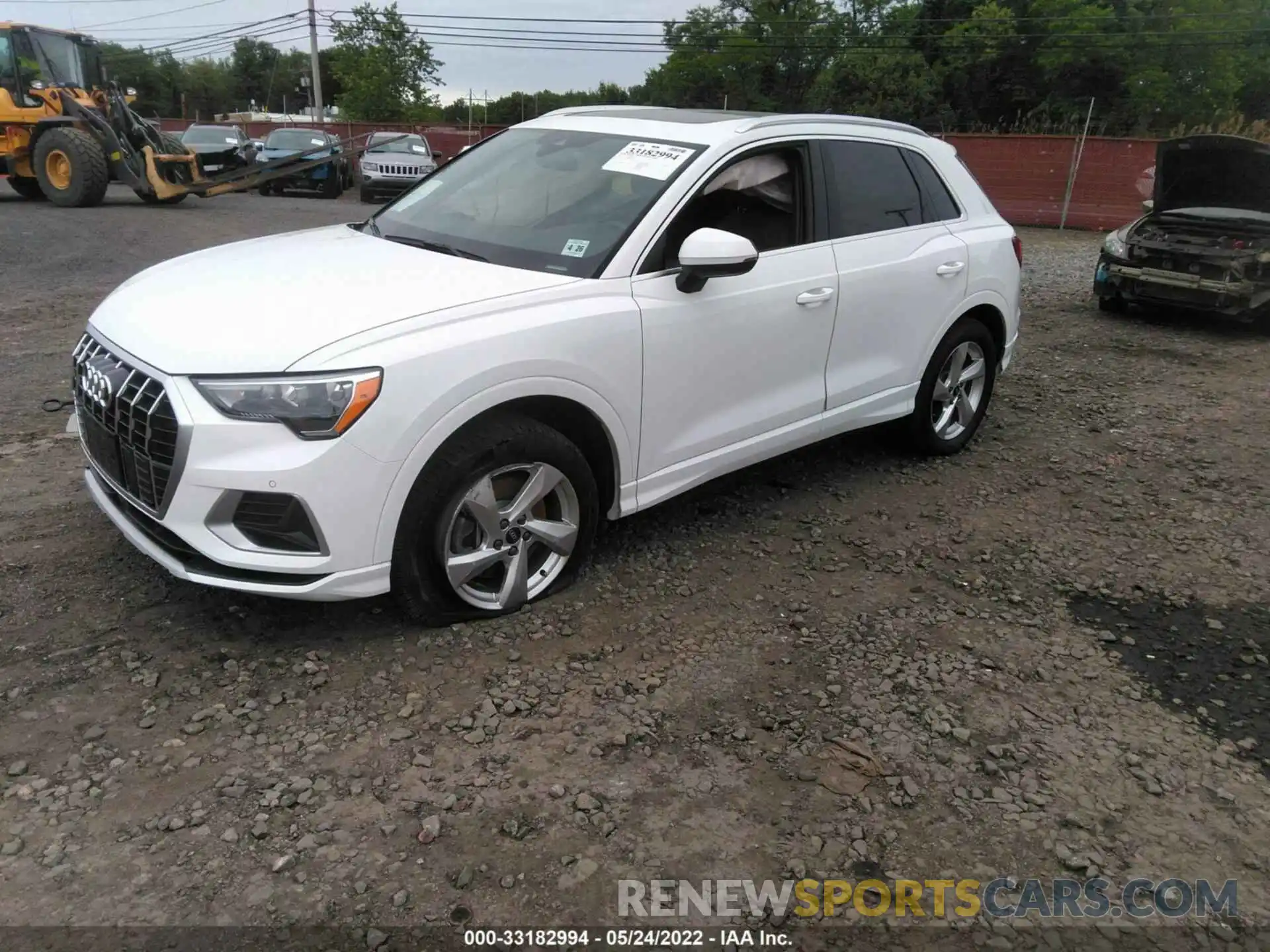 2 Photograph of a damaged car WA1AUCF38M1108436 AUDI Q3 2021