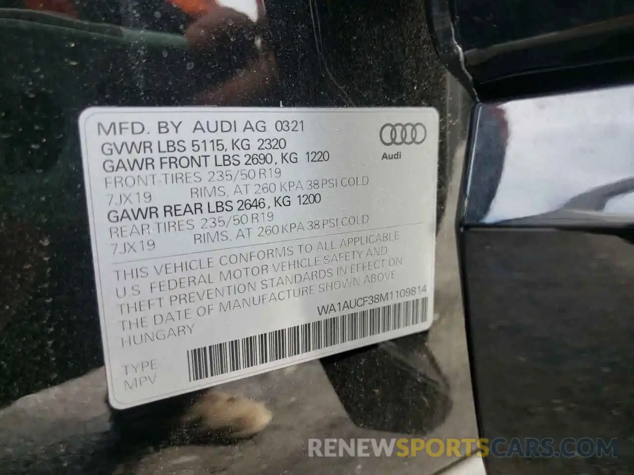 10 Photograph of a damaged car WA1AUCF38M1109814 AUDI Q3 2021