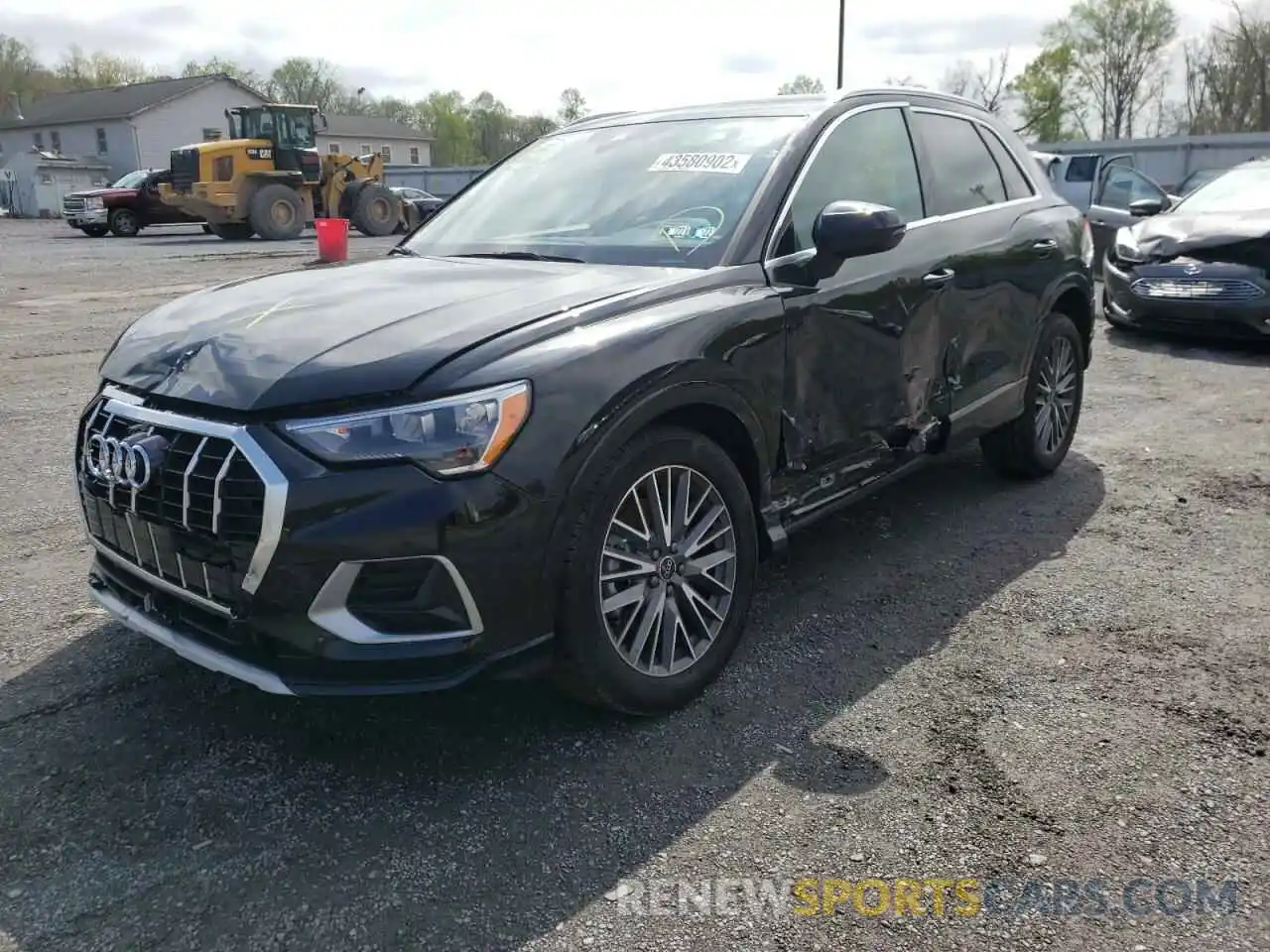 9 Photograph of a damaged car WA1AUCF38M1109814 AUDI Q3 2021