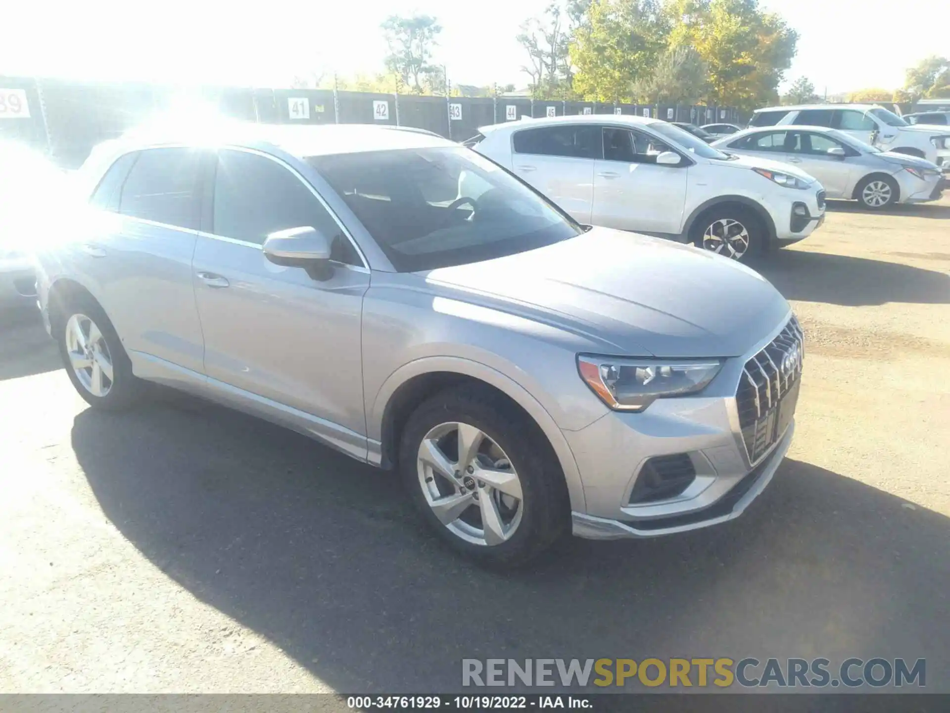 1 Photograph of a damaged car WA1AUCF38M1126676 AUDI Q3 2021