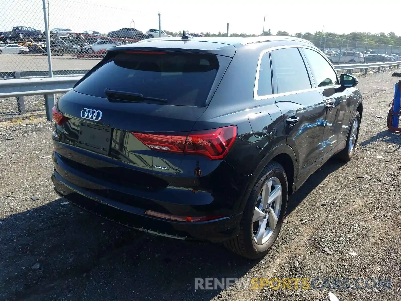 4 Photograph of a damaged car WA1AUCF39M1068089 AUDI Q3 2021