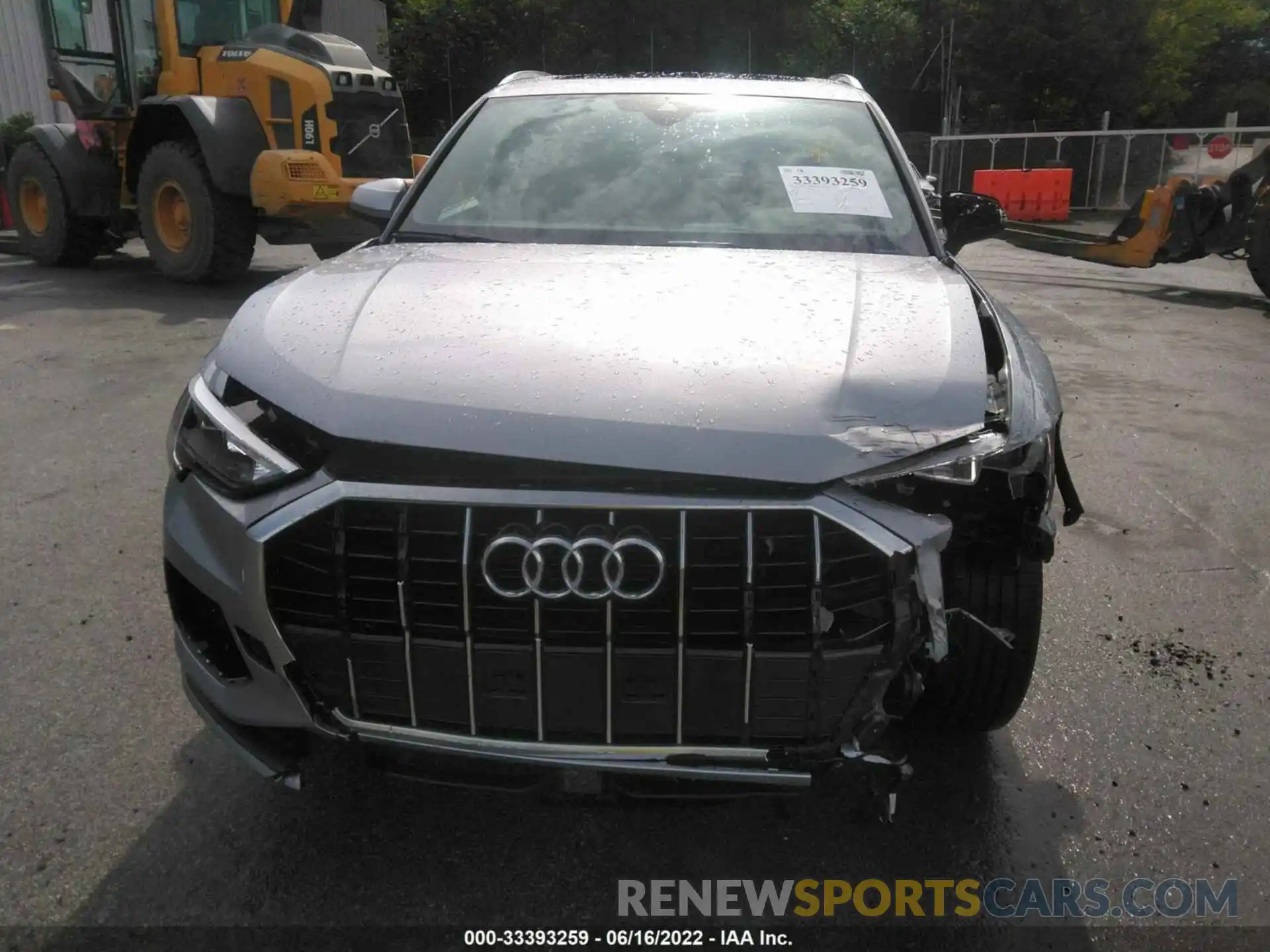 6 Photograph of a damaged car WA1AUCF39M1124919 AUDI Q3 2021