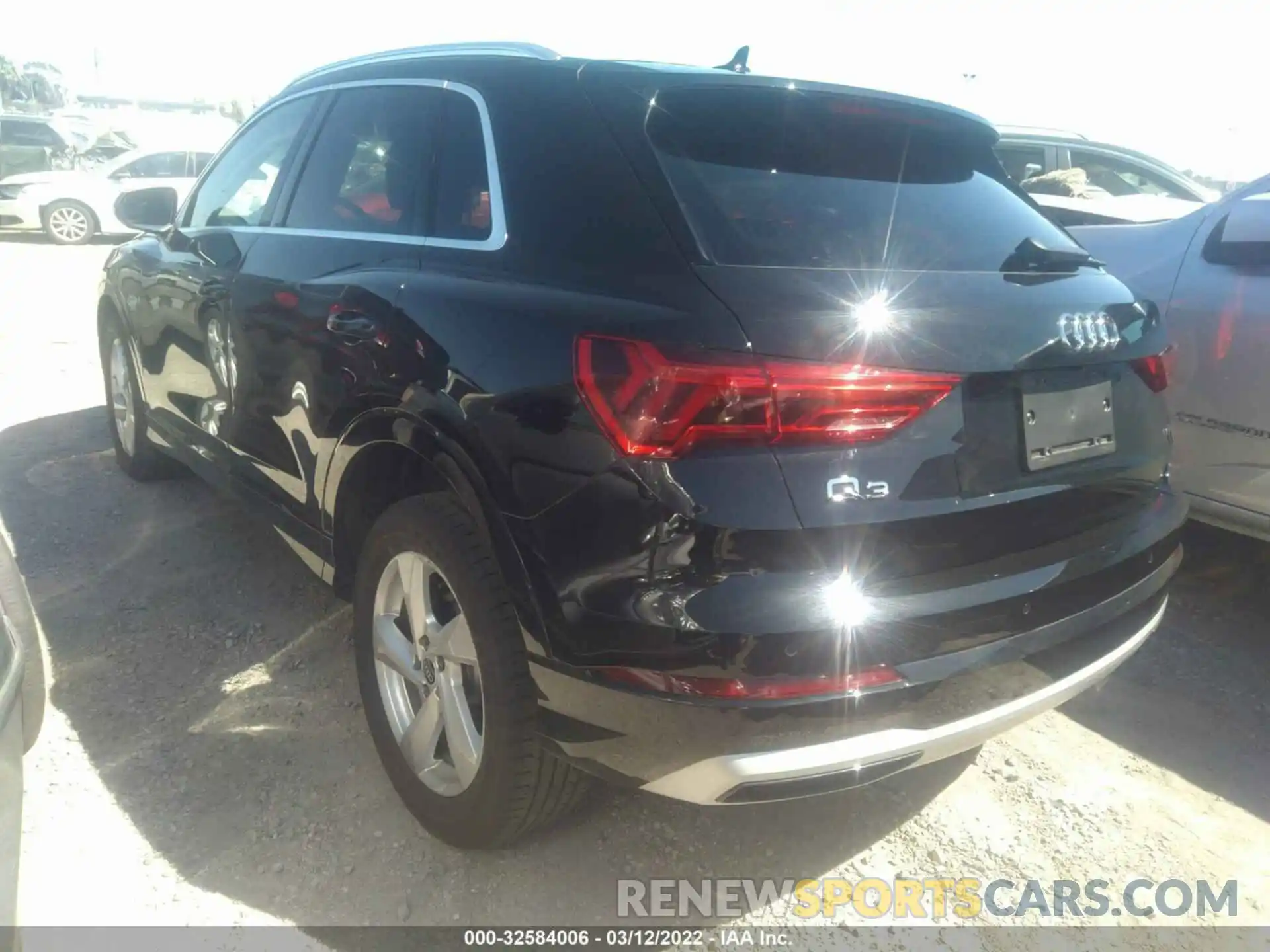 3 Photograph of a damaged car WA1AUCF3XM1076587 AUDI Q3 2021