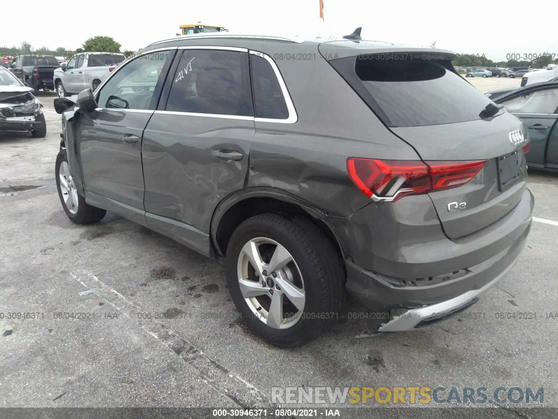 3 Photograph of a damaged car WA1AUCF3XM1101181 AUDI Q3 2021