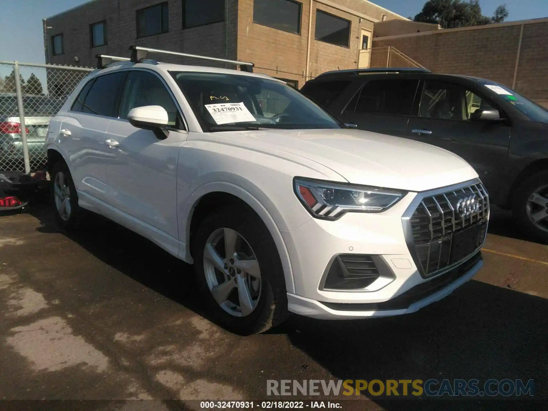 1 Photograph of a damaged car WA1BUCF30M1115272 AUDI Q3 2021