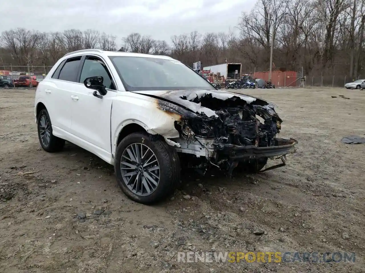 9 Photograph of a damaged car WA1BUCF31M1141024 AUDI Q3 2021