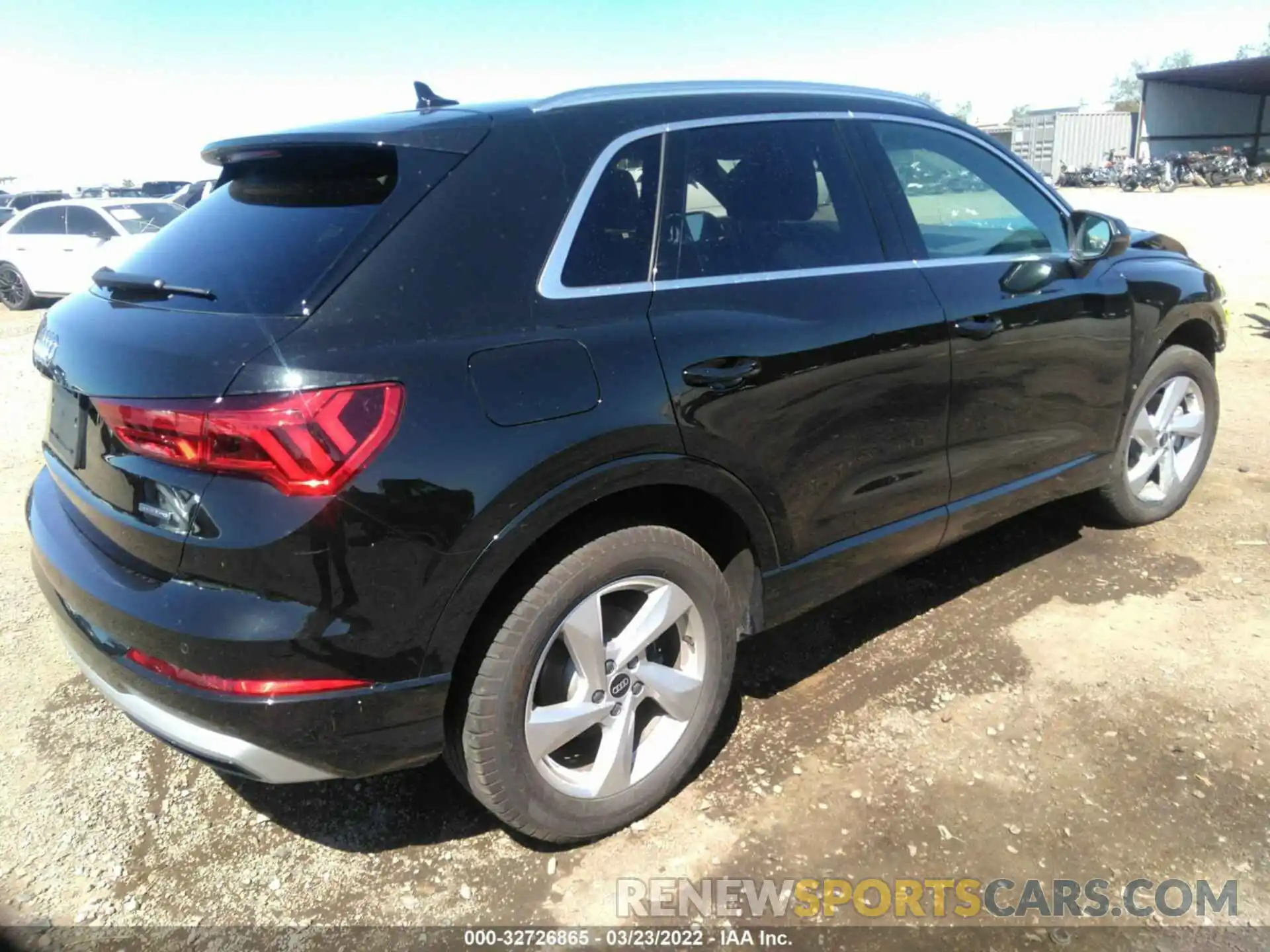 4 Photograph of a damaged car WA1BUCF33M1069372 AUDI Q3 2021