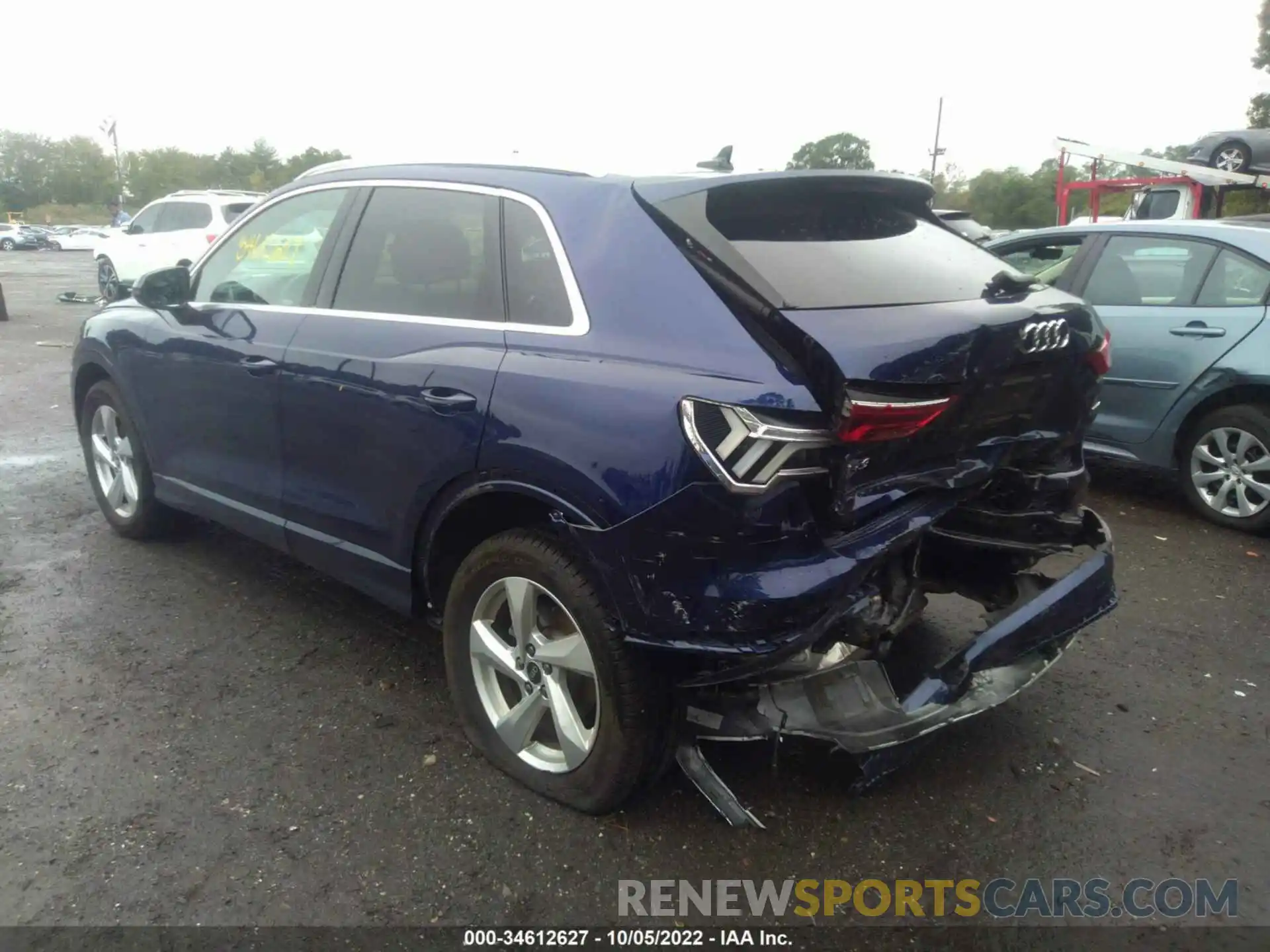 3 Photograph of a damaged car WA1BUCF35M1101884 AUDI Q3 2021