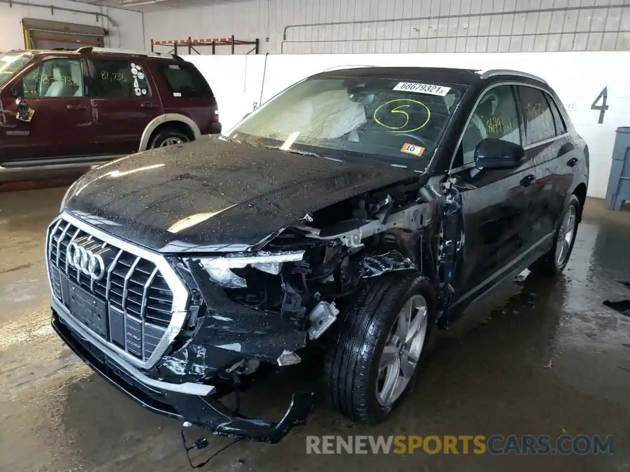 2 Photograph of a damaged car WA1DECF30M1009653 AUDI Q3 2021