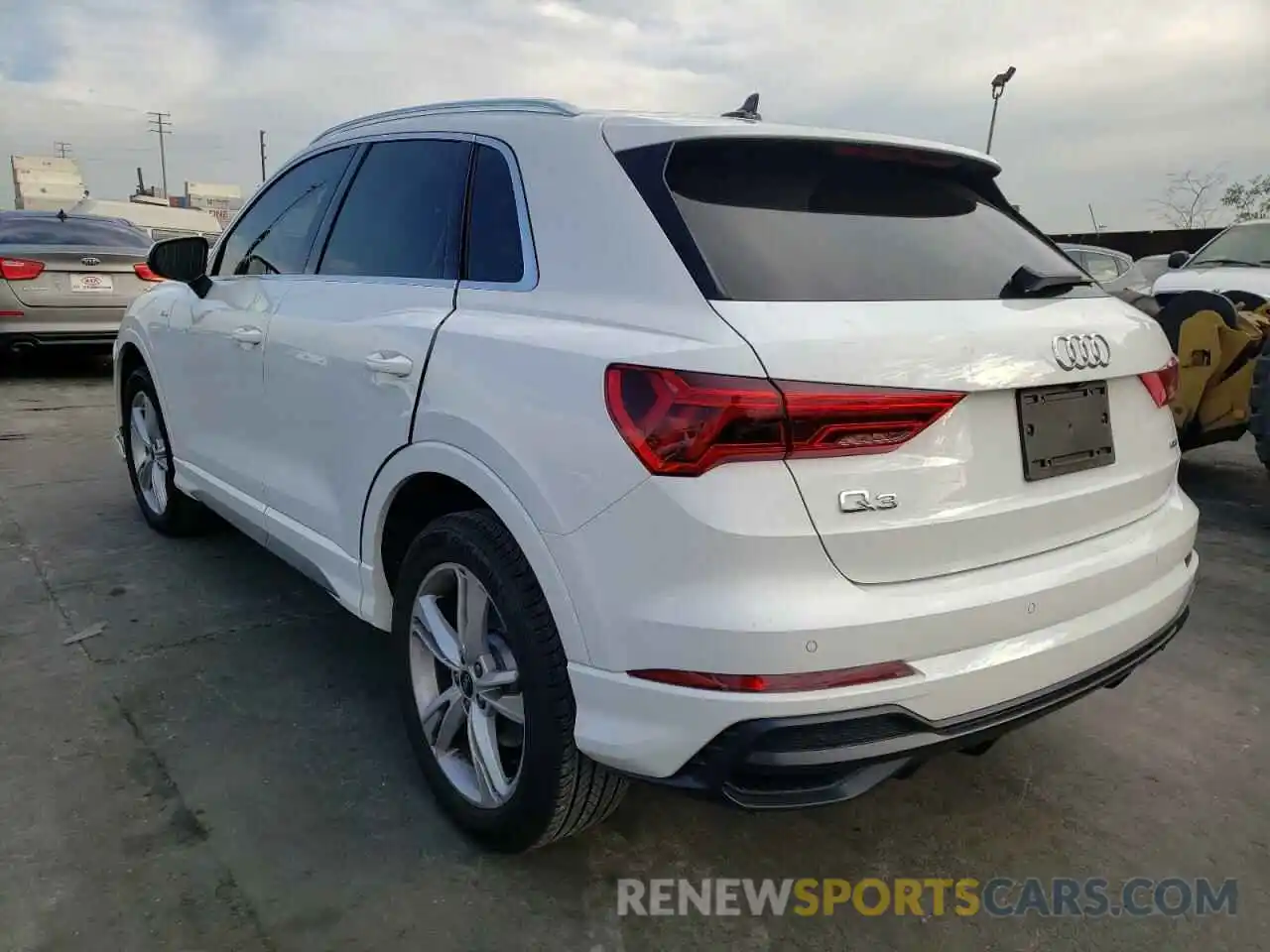 3 Фотография поврежденного автомобиля WA1DECF30M1029384 AUDI Q3 2021