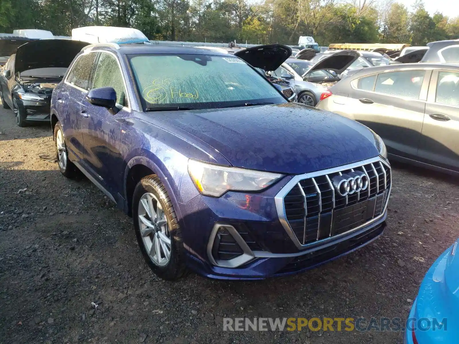 1 Photograph of a damaged car WA1DECF30M1033676 AUDI Q3 2021