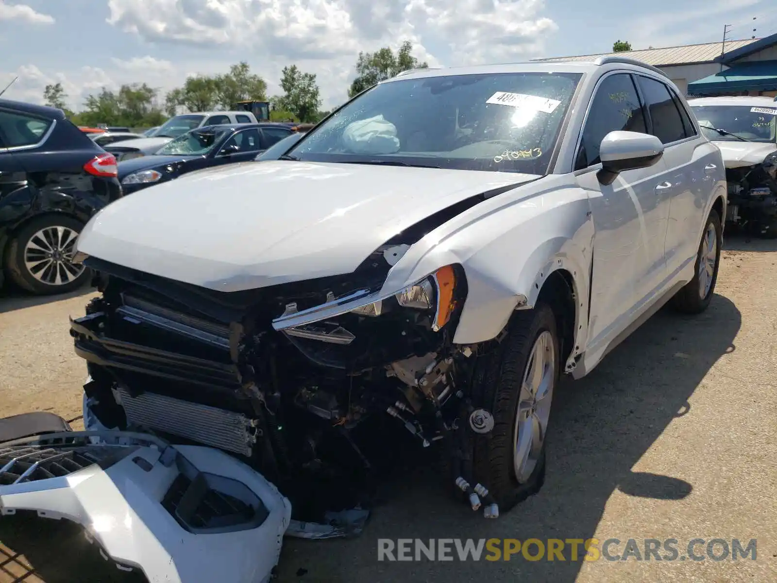 2 Photograph of a damaged car WA1DECF30M1040143 AUDI Q3 2021