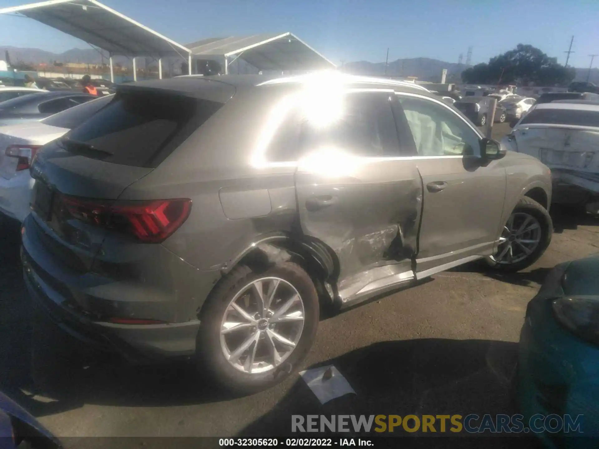 4 Photograph of a damaged car WA1DECF30M1047741 AUDI Q3 2021