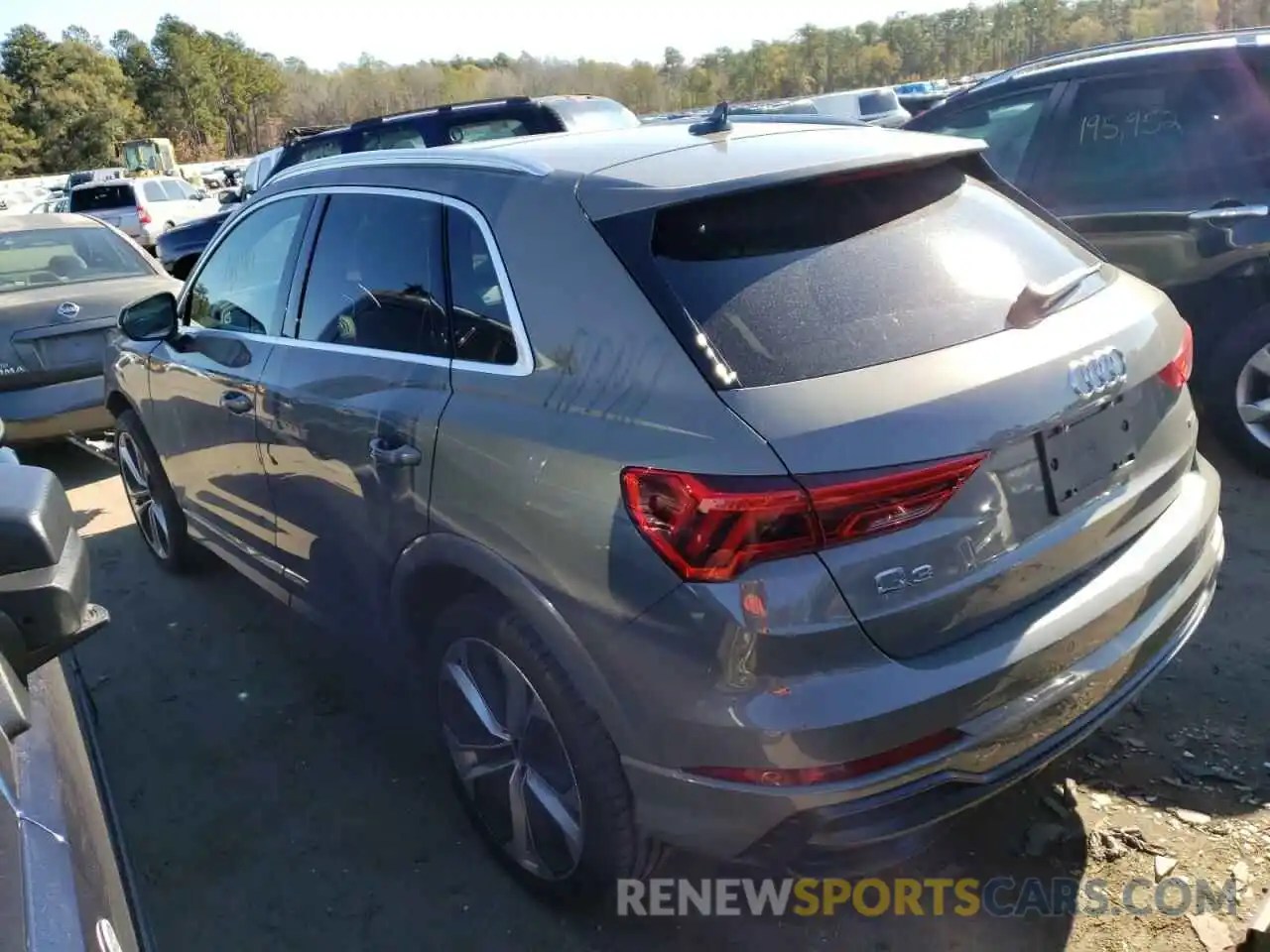 3 Photograph of a damaged car WA1DECF30M1057265 AUDI Q3 2021