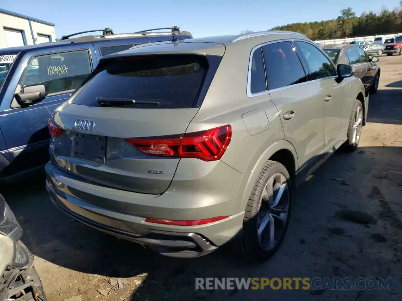 4 Photograph of a damaged car WA1DECF30M1057265 AUDI Q3 2021