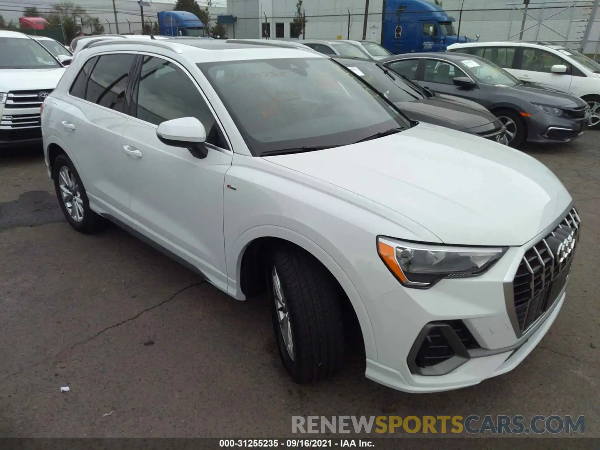 1 Фотография поврежденного автомобиля WA1DECF30M1131476 AUDI Q3 2021