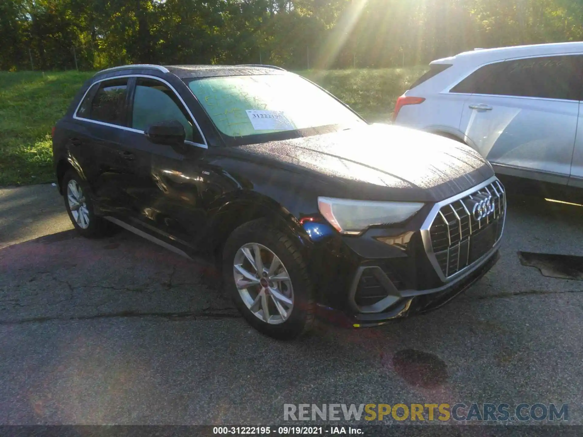 1 Photograph of a damaged car WA1DECF31M1027854 AUDI Q3 2021