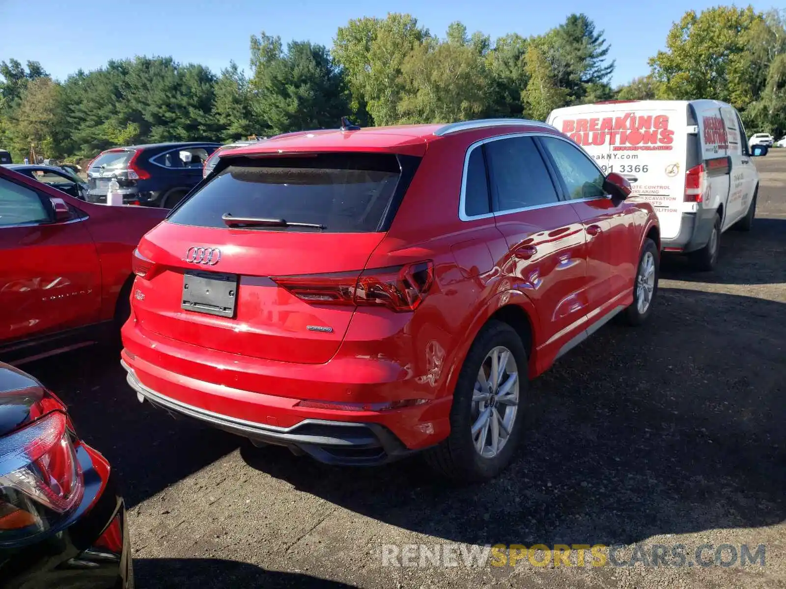 4 Photograph of a damaged car WA1DECF31M1030379 AUDI Q3 2021